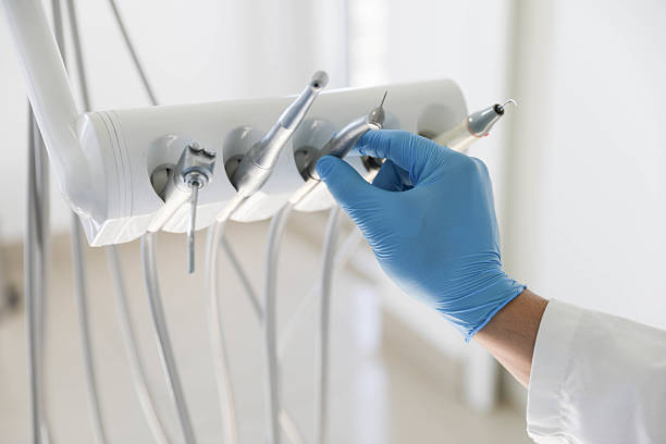 Professional Dental Crowns And Bridges technician working in Waterflow, NM